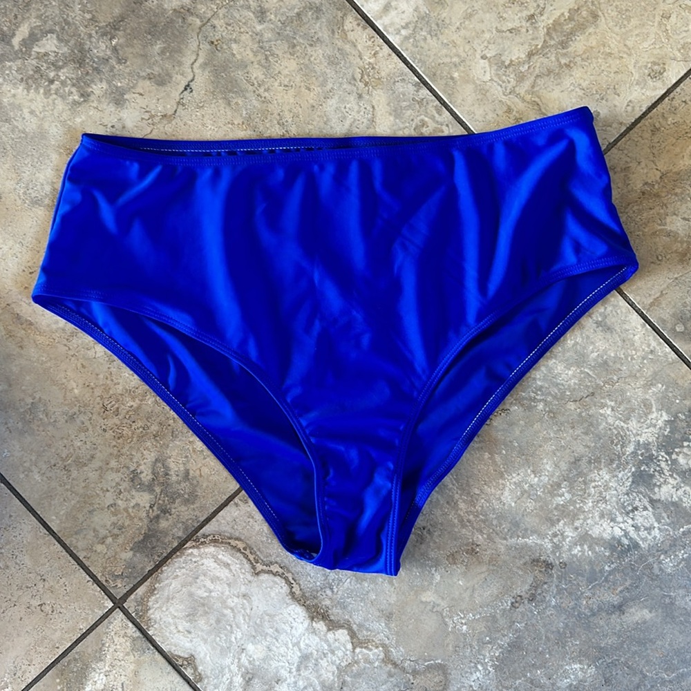 Tankini - Picture 6 of 6